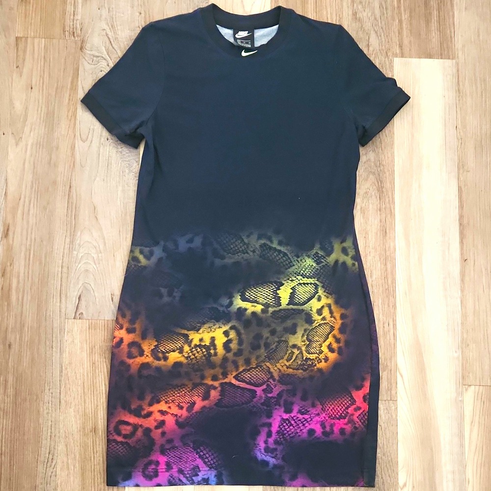 Nike Women's XL Black Multicolor Snake Animal Print Knit Stretch T-Shirt Dress